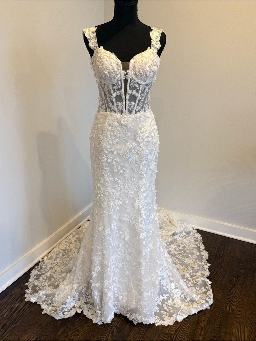Wedding dress